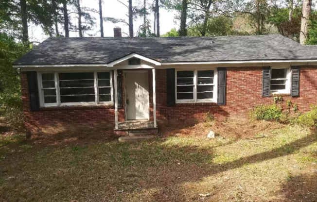 3 Bedroom 1.5 Bathroom HOUSING VOUCHER ACCEPTED