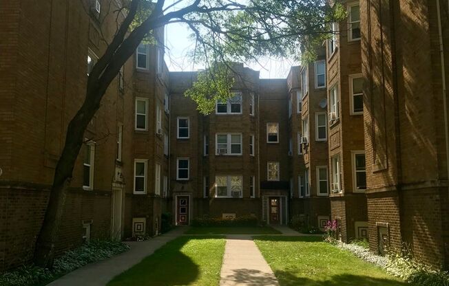 1 bed, 1 bath, $1,240