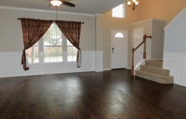 Two Primary Suites in the 4-bedroom 3.5-bathroom home in Enciro Forest
