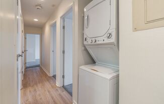 3 beds, 2 baths, 1,367 sqft, $2,000, Unit B10