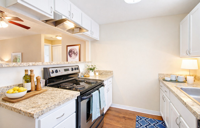 1 bed, 1 bath, 675 sqft, $1,666, Unit K101