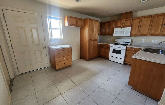 Great Home Close to Downtown **$150 off 1st Month Rent Move In Special**