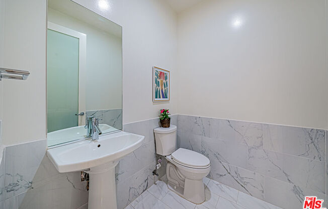 2 beds, 3 baths, 1,740 sqft, $3,990, Unit 806