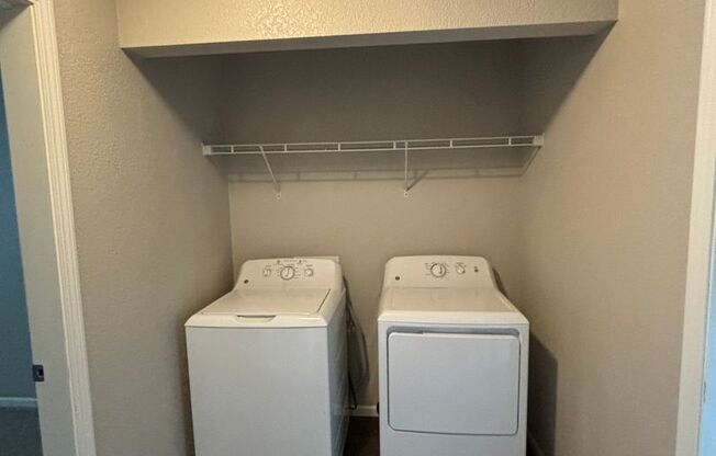 3 bedroom 3.5 bathroom for Rent!