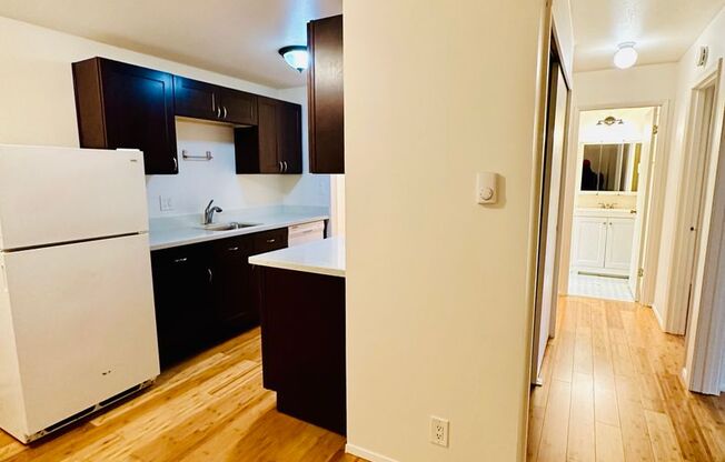 2 beds, 1 bath, 619 sqft, $1,795, Unit 204