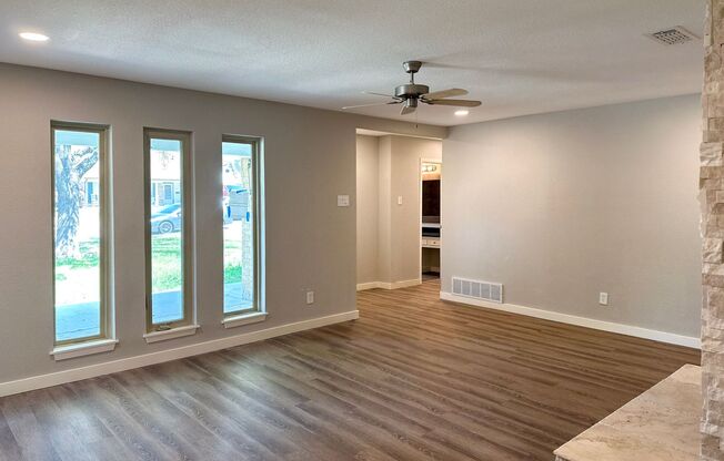 3 Bedroom / 2 Bath / 2 Car Garage