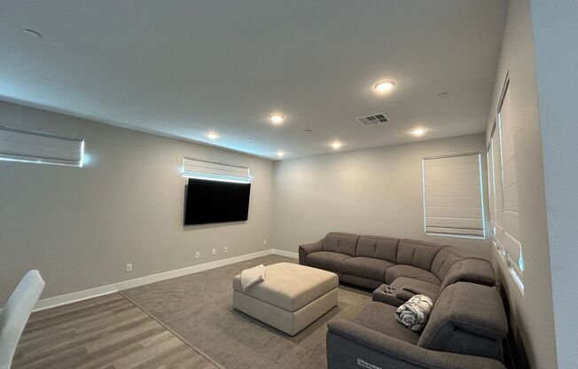 Fully furnished 4 bedroom in Inspirada