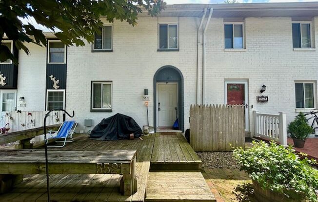 5521 Mystic Court