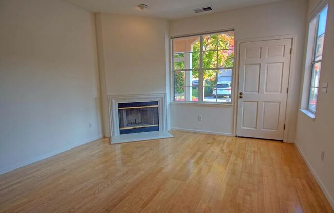 Beautiful Town Home Coming Soon! Great Location! Pets Allowed!