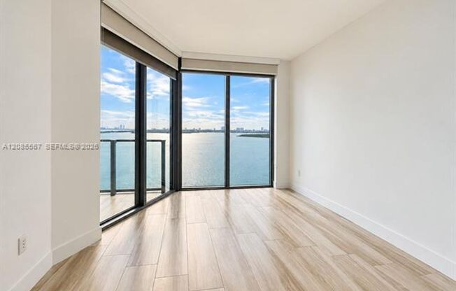 2 beds, 2.5 baths, $6,200, Unit # 1104