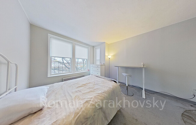 1118 Commonwealth Ave