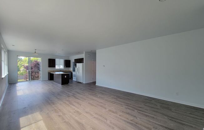 Bright, Spacious 4 bedroom in Poulsbo