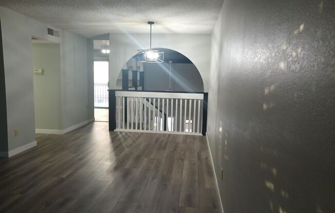 2 beds, 1.5 baths, $1,800, Unit 17