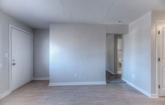 1 bed, 1 bath, 500 sqft, $850, Unit 02J