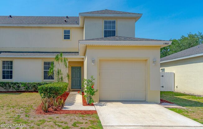 Townhome in Coquina Cove Available Now!