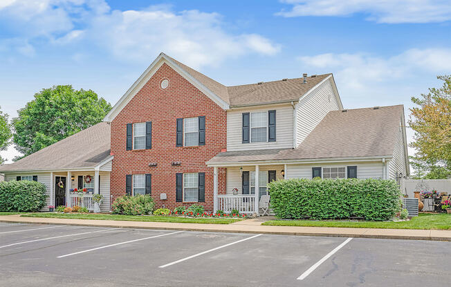 Brixin Franklin Apartments & Townhomes Exterior