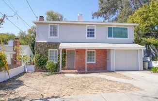 Beautiful Home In Redwood Heights!