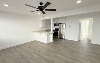 1 bed, 1 bath, $1,650, Unit 512 Foothill Blvd Apt 4