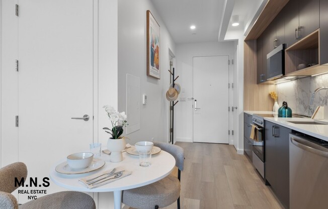 Studio, 1 bath, $3,125, Unit 1013