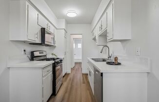 Welcome to Stonecrest Pointe Apartment Homes!