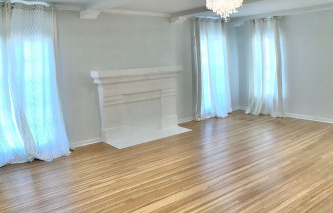 Stunning Downstairs Newly Remodeled Unit with 4 Bedrooms and 2 Bathrooms NOW AVAILABLE!!