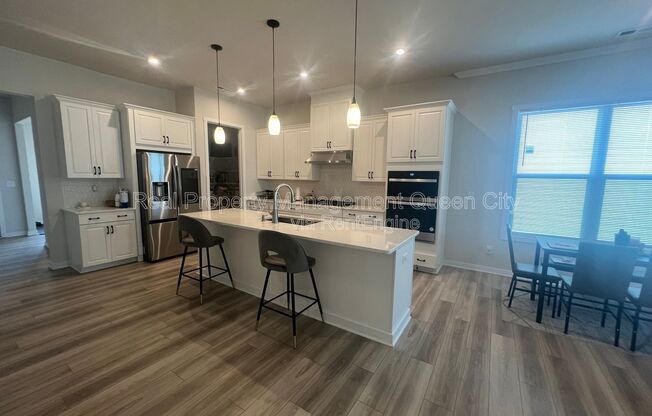 7111 WAYFARER DR