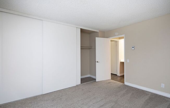 1 bed, 1 bath, 844 sqft, $2,595, Unit 207