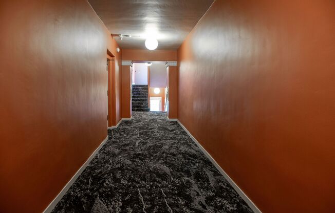 Pollyanna Apartments