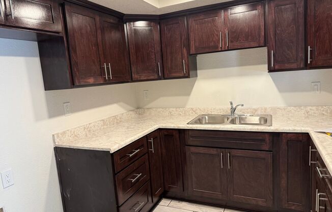 Emerald Terrace Apartments