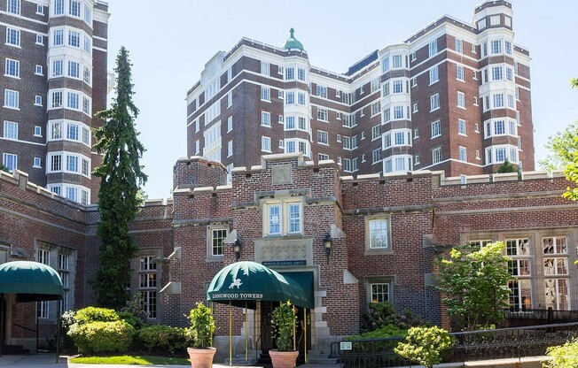 2 beds, 2 baths, 1,000 sqft, $4,500, Unit C607
