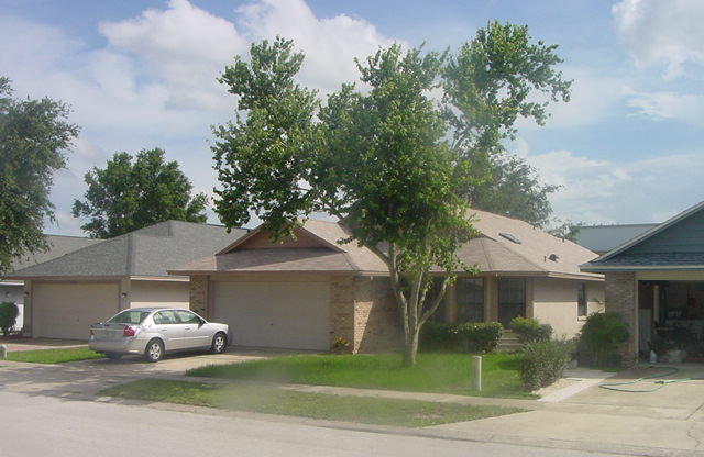 3BR near Dean, University, & SR-417