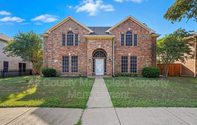 2313 LORETTA LN