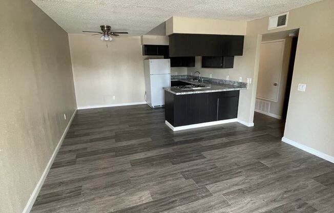 1 bed, 1 bath, 662 sqft, $1,335, Unit 046