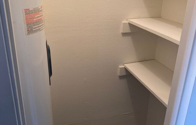 2 beds, 1 bath, 850 sqft, $900, Unit LP#30