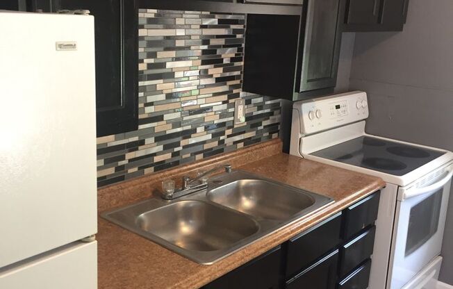 Ready now! Beautiful 3 Bedroom! ASK ABOUT OUR SPECIAL!