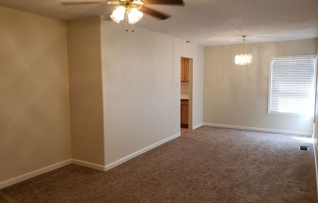 <b>Three Bedroom close to Reno High School with Landscaping<br><br>