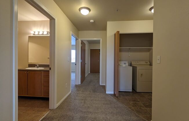2 beds, 2 baths, 994 sqft, $1,200, Unit E301