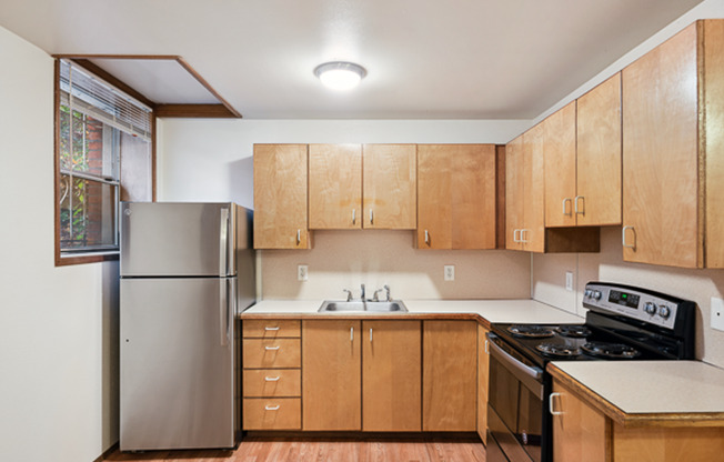 Studio, 1 bath, 400 sqft, $1,150, Unit A18
