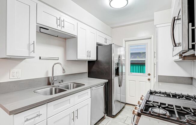 1314 Euclid St. in Santa Monica - near Wilshire Blvd.