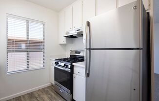 Trade Winds Apartments