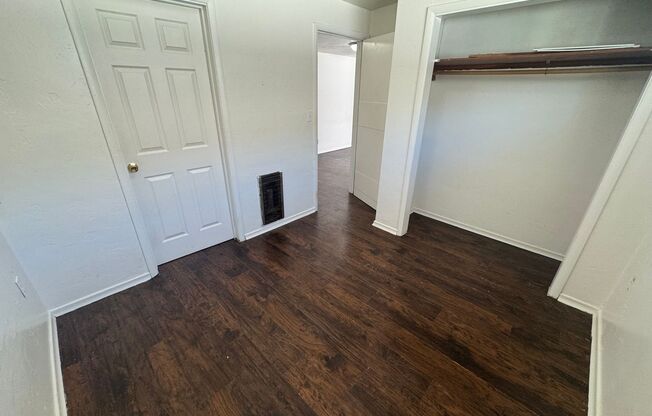 1 bed, 1 bath, 475 sqft, $975, Unit 8