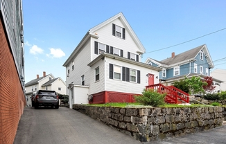 8 WALNUT ST