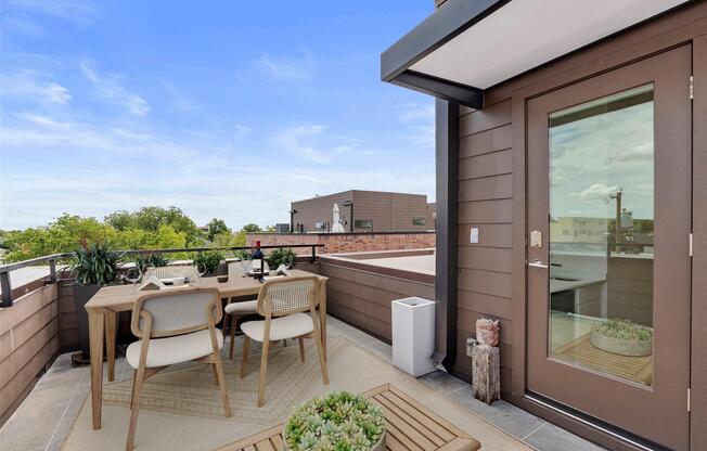 4959 LEXINGTON CT