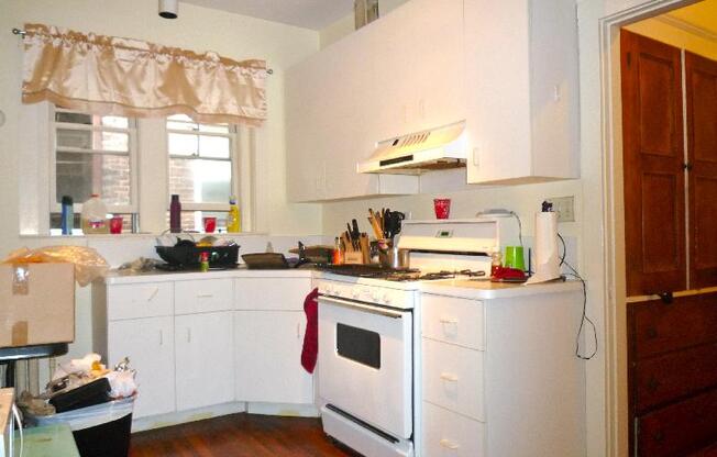 176 Winthrop Rd.