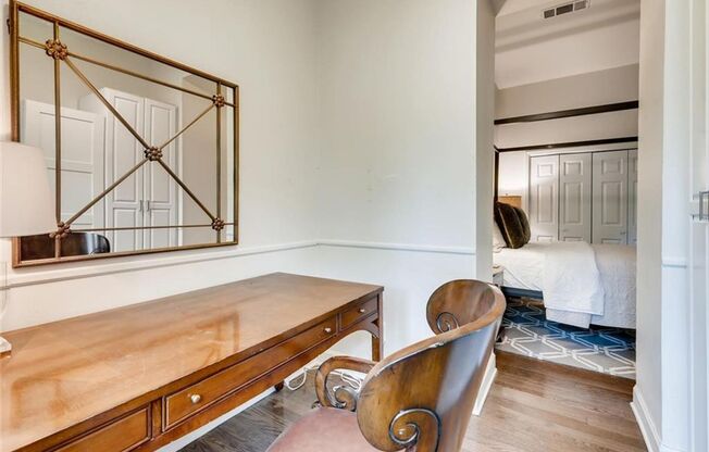 3 beds, 3 baths, $4,195, Unit Unit # 5