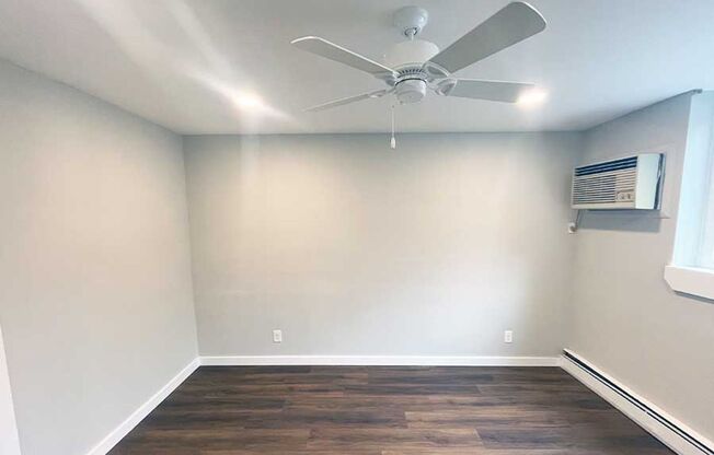 2 beds, 1 bath, 650 sqft, $1,175, Unit 3060-102