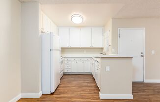1 bed, 1 bath, 567 sqft, $1,795, Unit 71