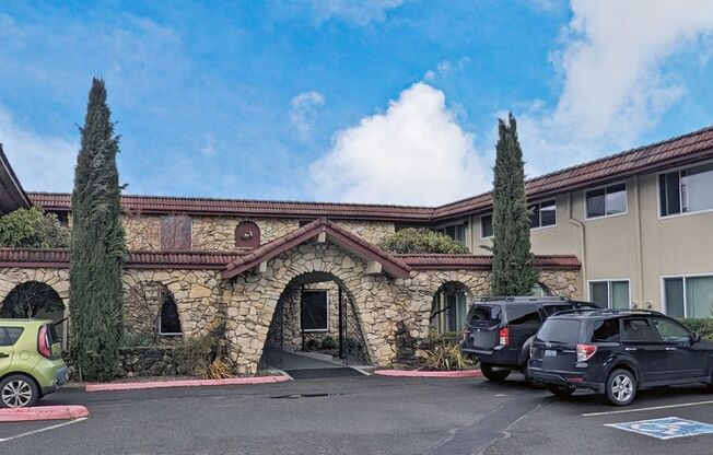 1 bed, 1 bath, 700 sqft, $1,295, Unit #21