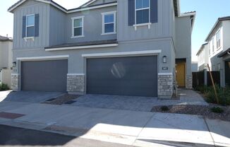 Large 3 Bedroom 2.5 Bath, Arabella Scottsdale Community!