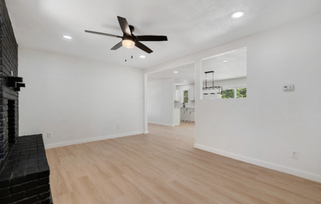 1414 TIMBERLAKE CIR
